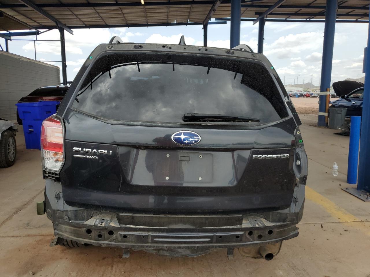 2018 Subaru Forester 2.5I Premium VIN: JF2SJAEC1JH565800 Lot: 64676375