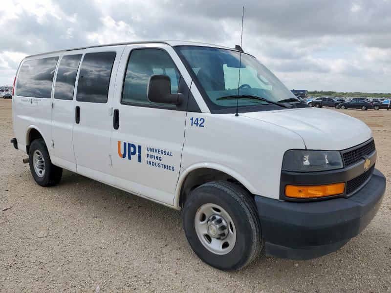  CHEVROLET EXPRESS 2021 Белы