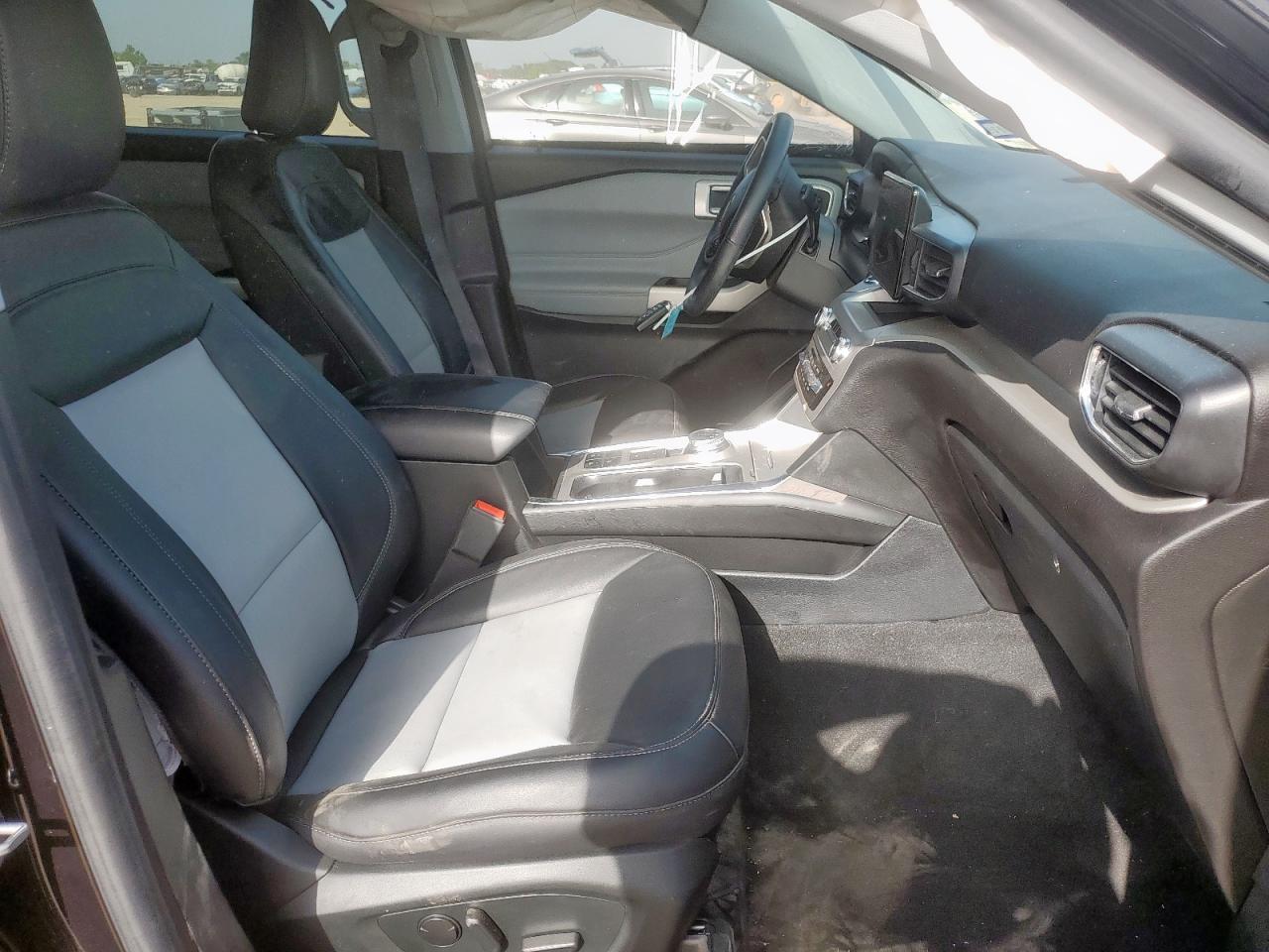 2022 Ford Explorer Xlt VIN: 1FMSK7DHXNGB95241 Lot: 63112175