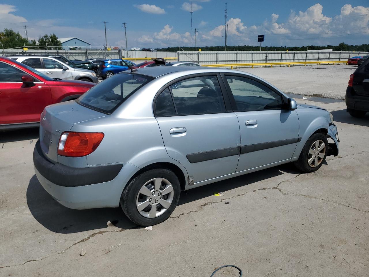 2008 Kia Rio Base VIN: KNADE123086303902 Lot: 64242635