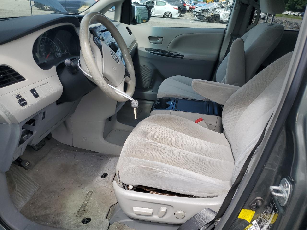2013 Toyota Sienna Le VIN: 5TDKK3DC6DS344105 Lot: 65256385