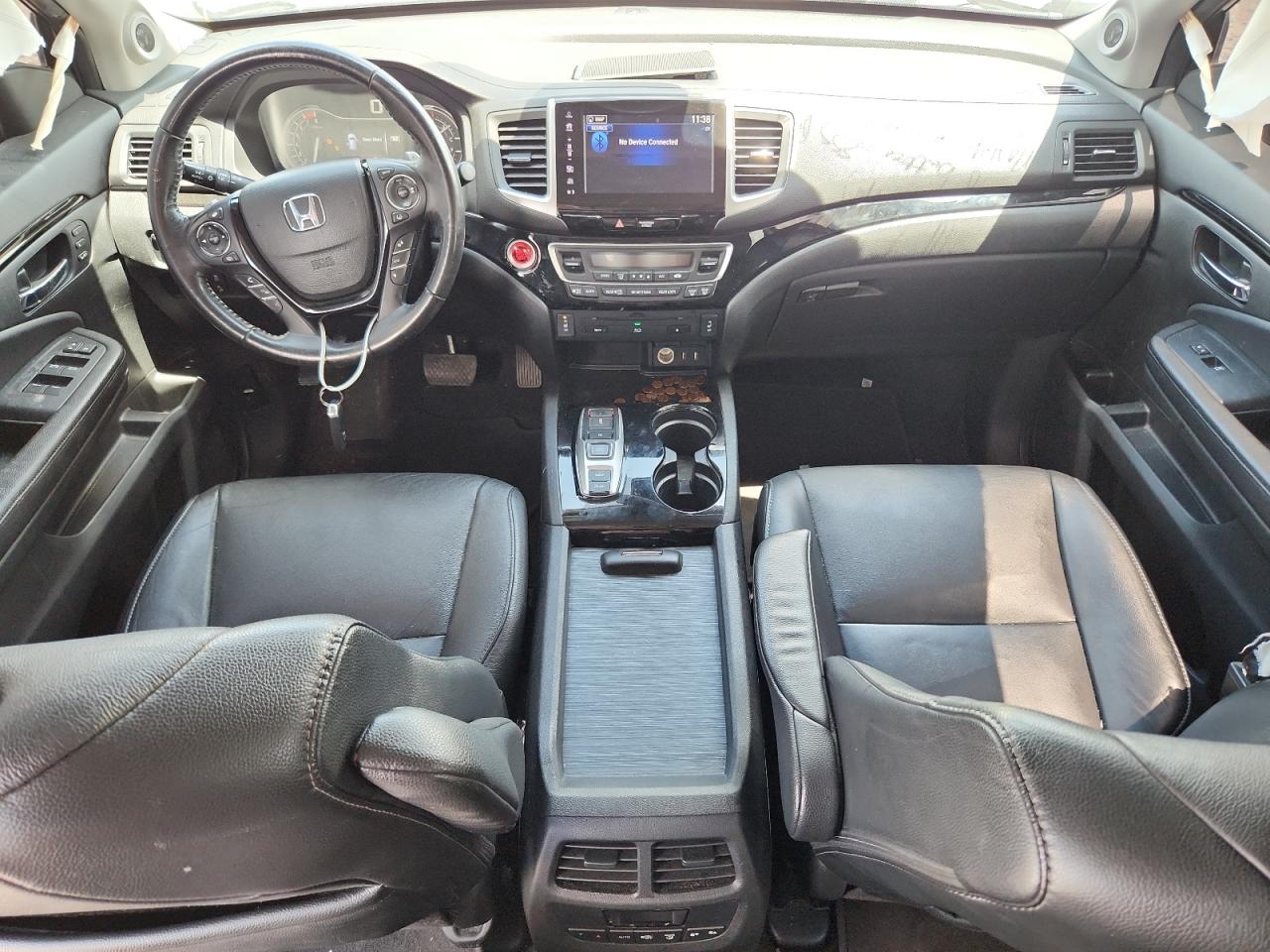 2018 Honda Pilot Touring VIN: 5FNYF5H99JB012779 Lot: 64201545