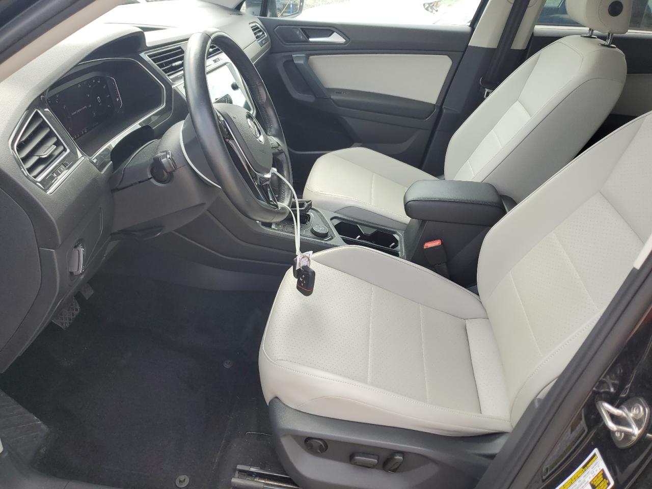 2019 Volkswagen Tiguan Se VIN: 3VV2B7AX2KM107818 Lot: 63676545