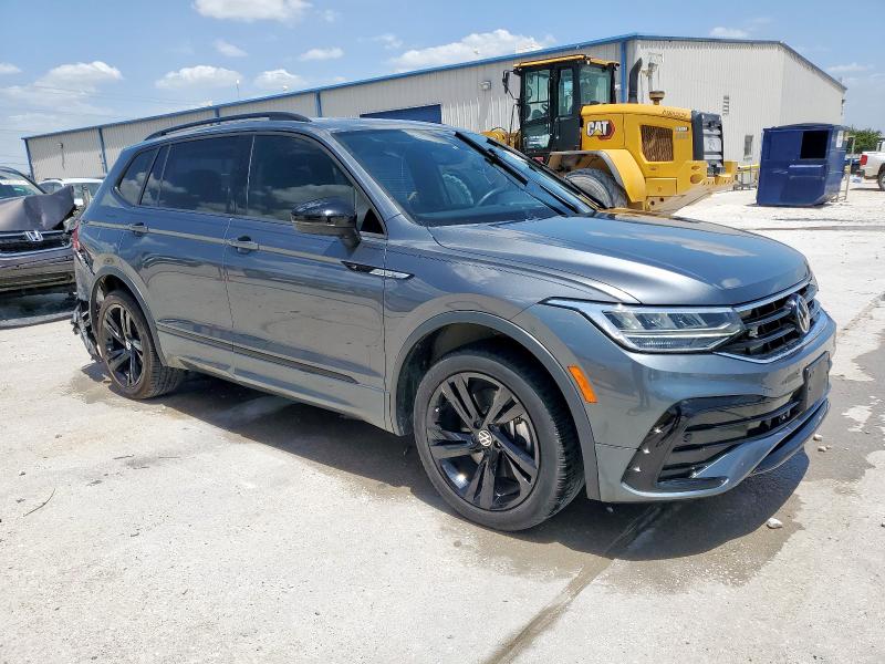  VOLKSWAGEN TIGUAN 2023 Серый