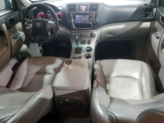 Parquets TOYOTA HIGHLANDER 2013 Zielony