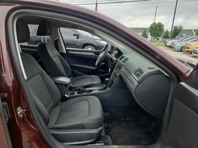 Sedans VOLKSWAGEN PASSAT 2013 Burgundy