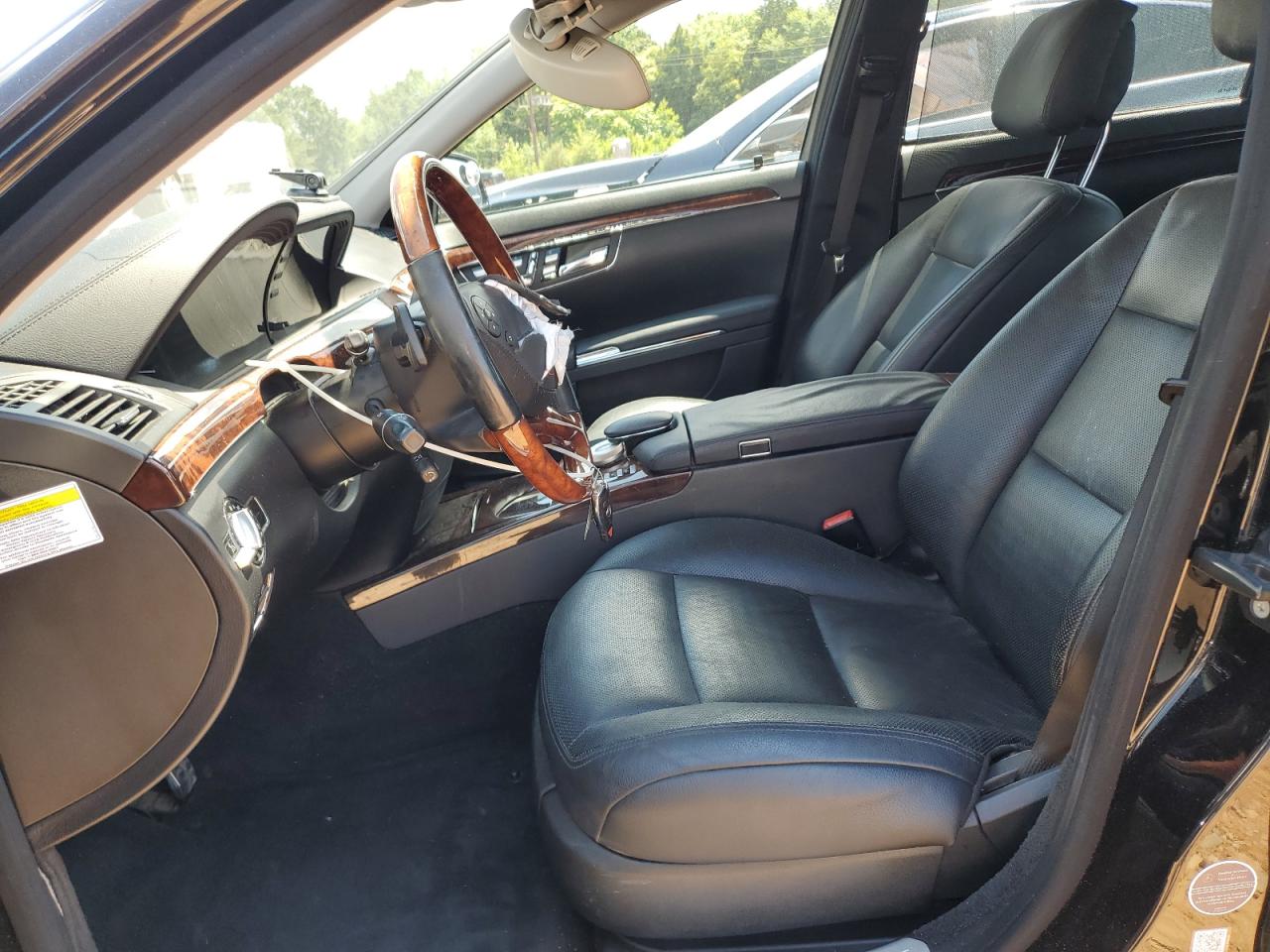 2011 Mercedes-Benz S 550 4Matic VIN: WDDNG8GB0BA417077 Lot: 63233085