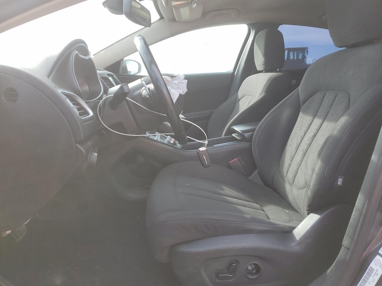 2015 Chrysler 200 Limited VIN: 1C3CCCAG4FN500809 Lot: 63119425