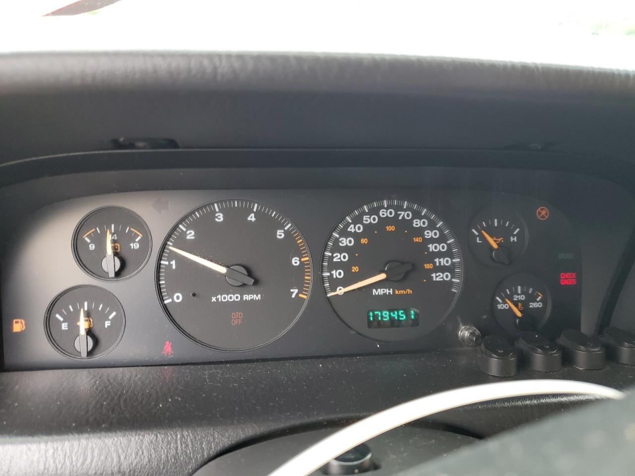 2003 Jeep Grand Cherokee Laredo VIN: 1J4GW48S03C594192 Lot: 63747045