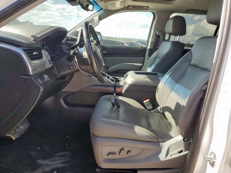  CHEVROLET SUBURBAN 2018 White