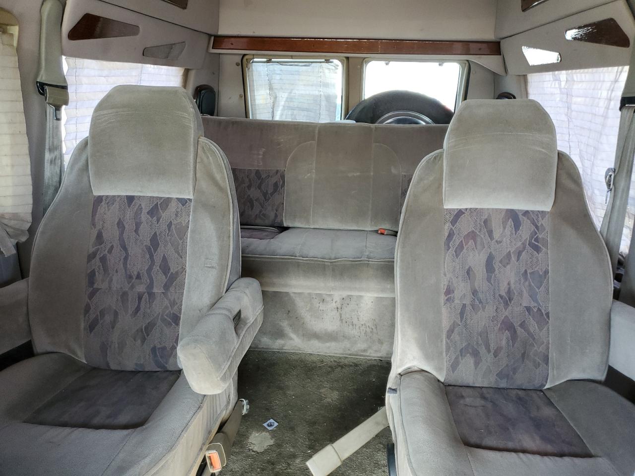 1999 Dodge Ram Van B1500 VIN: 2B6HB11Y5XK582794 Lot: 66576005