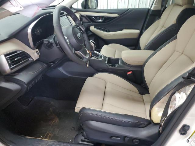  SUBARU OUTBACK 2024 White