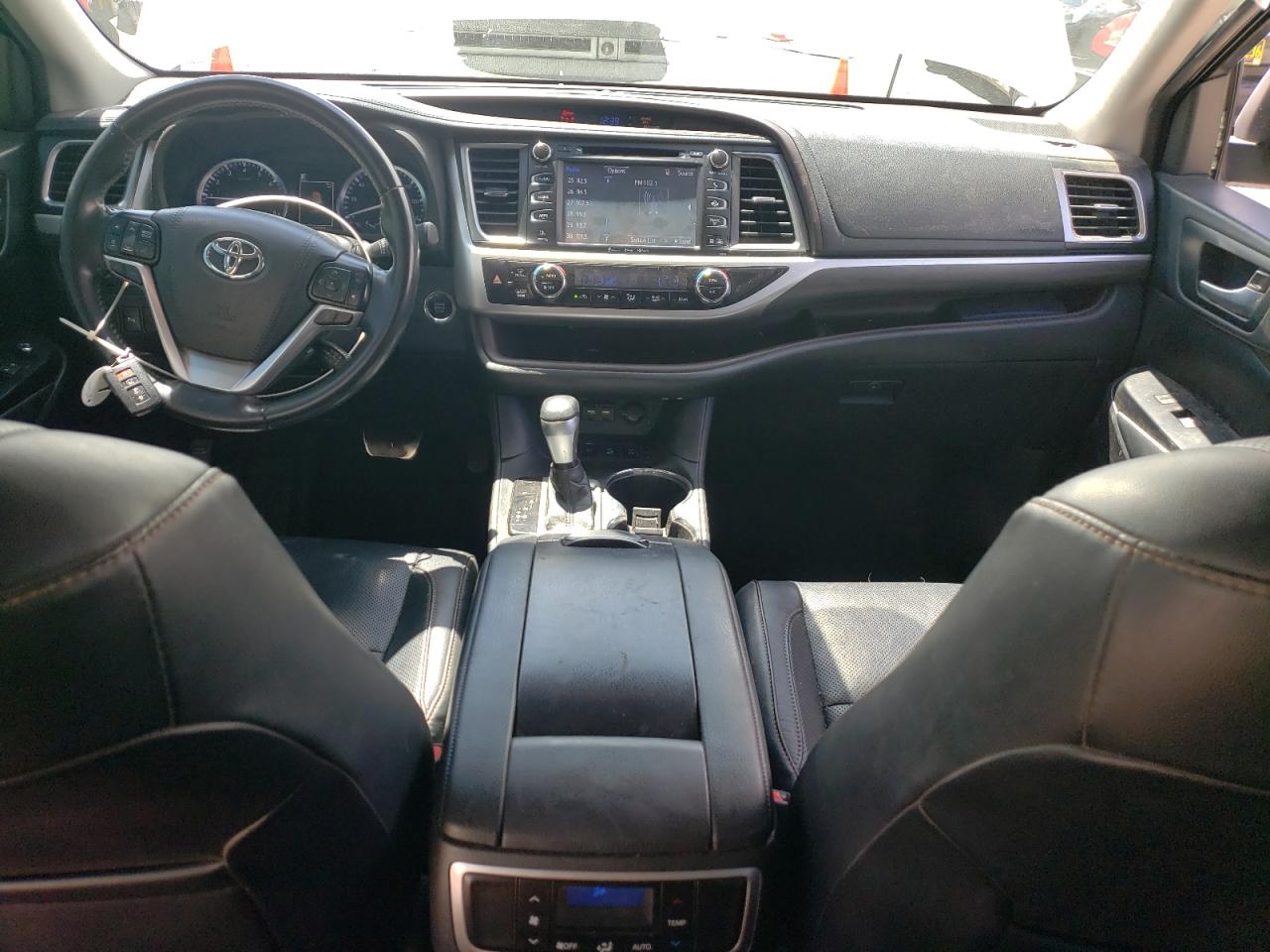 2019 Toyota Highlander Limited VIN: 5TDDZRFHXKS925636 Lot: 62387355
