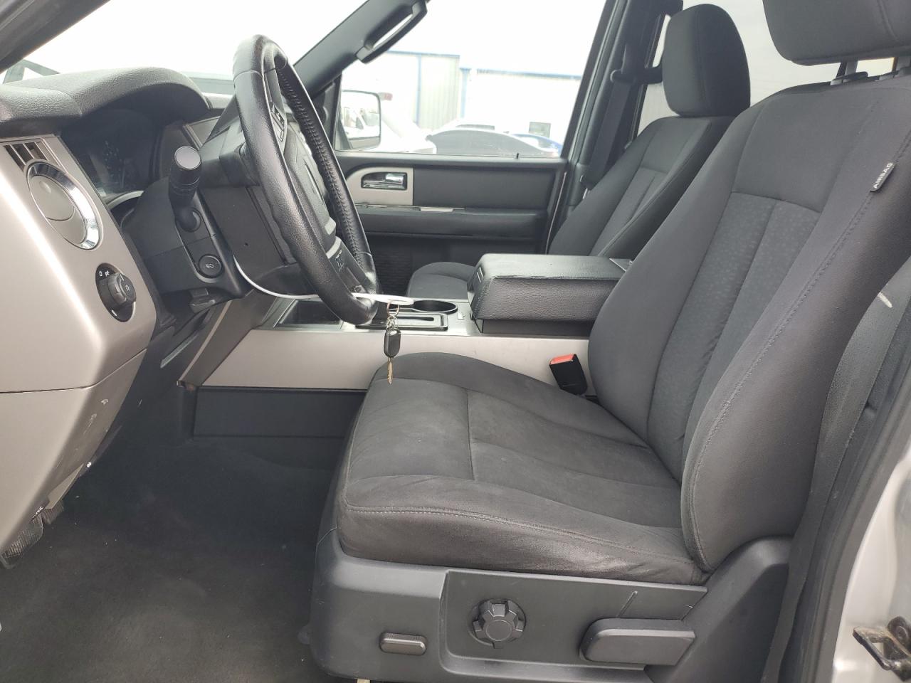 2017 Ford Expedition Xlt VIN: 1FMJU1JT3HEA26237 Lot: 65281165