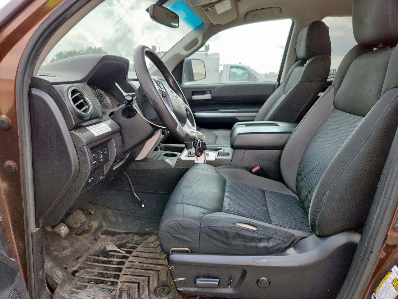 2016 Toyota Tundra Double Cab Sr VIN: 5TFUW5F10GX511075 Lot: 64745425