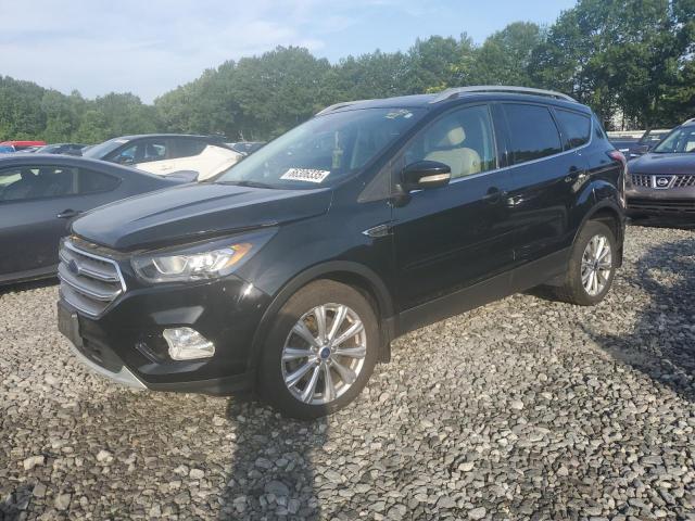  FORD ESCAPE 2017 Czarny