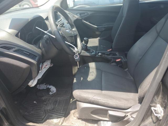 Sedans FORD FOCUS 2016 Gray