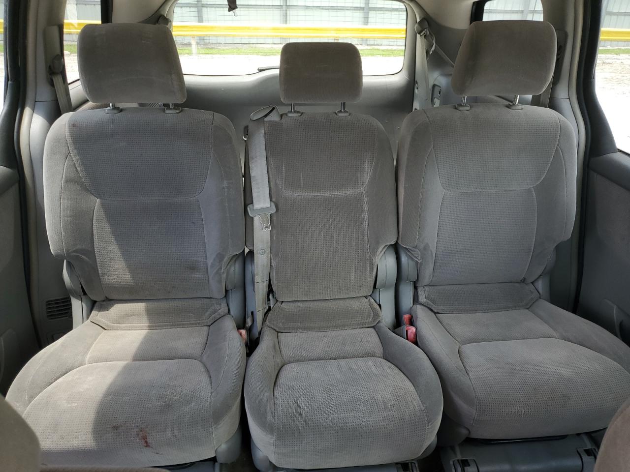 2004 Toyota Sienna Ce VIN: 5TDZA23C04S024193 Lot: 64169245