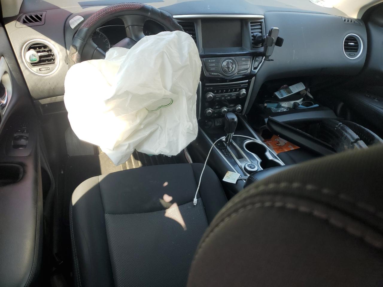 2018 Nissan Pathfinder S VIN: 5N1DR2MM5JC659722 Lot: 64452525