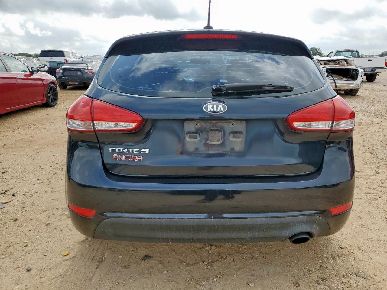 2017 Kia Forte Lx VIN: KNAFK5A84H5721245 Lot: 64607385