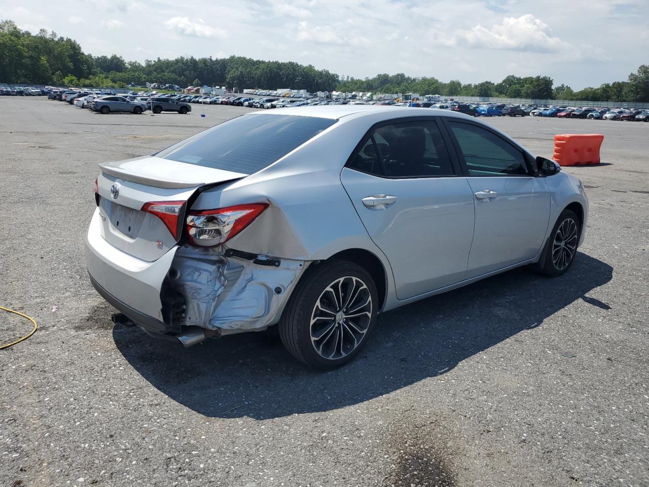 2t1burhexfc446737 2T1BURHEXFC446737 2015 Toyota Corolla L