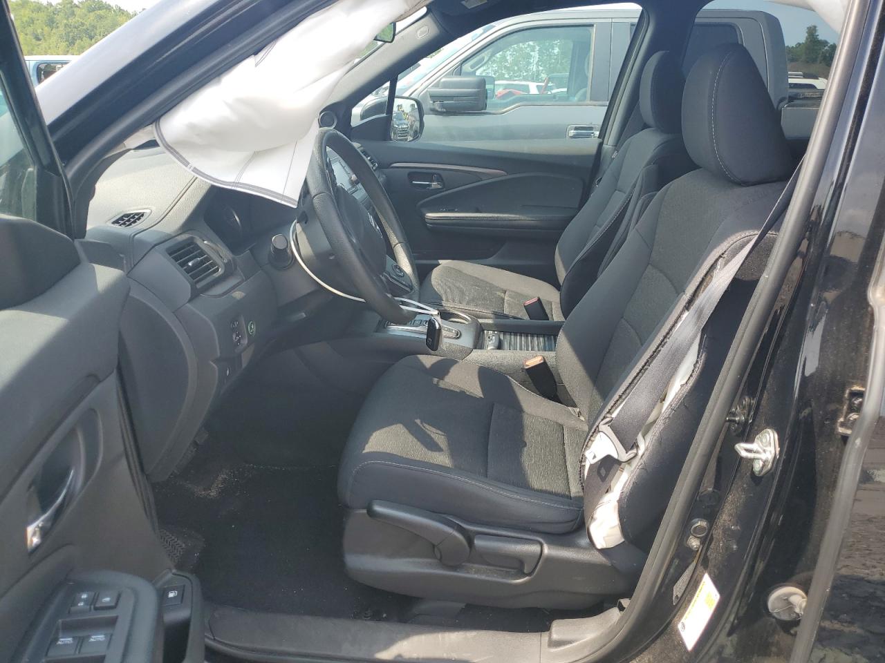 2019 Honda Passport Sport VIN: 5FNYF8H27KB015069 Lot: 64248125