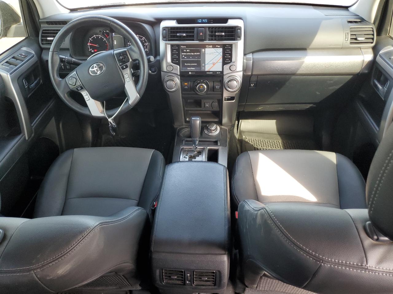 2020 Toyota 4Runner Sr5/Sr5 Premium VIN: JTEBU5JR0L5753005 Lot: 66686165