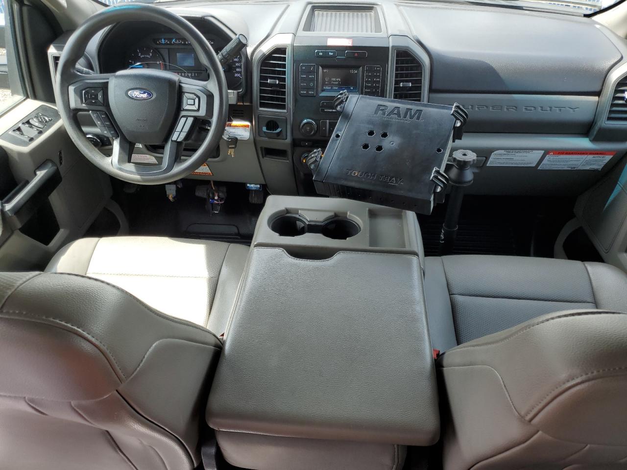 1fd0x5ht8jeb77533 1FD0X5HT8JEB77533 2018 Ford F550 Super Duty
