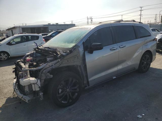  TOYOTA SIENNA 2021 Szary