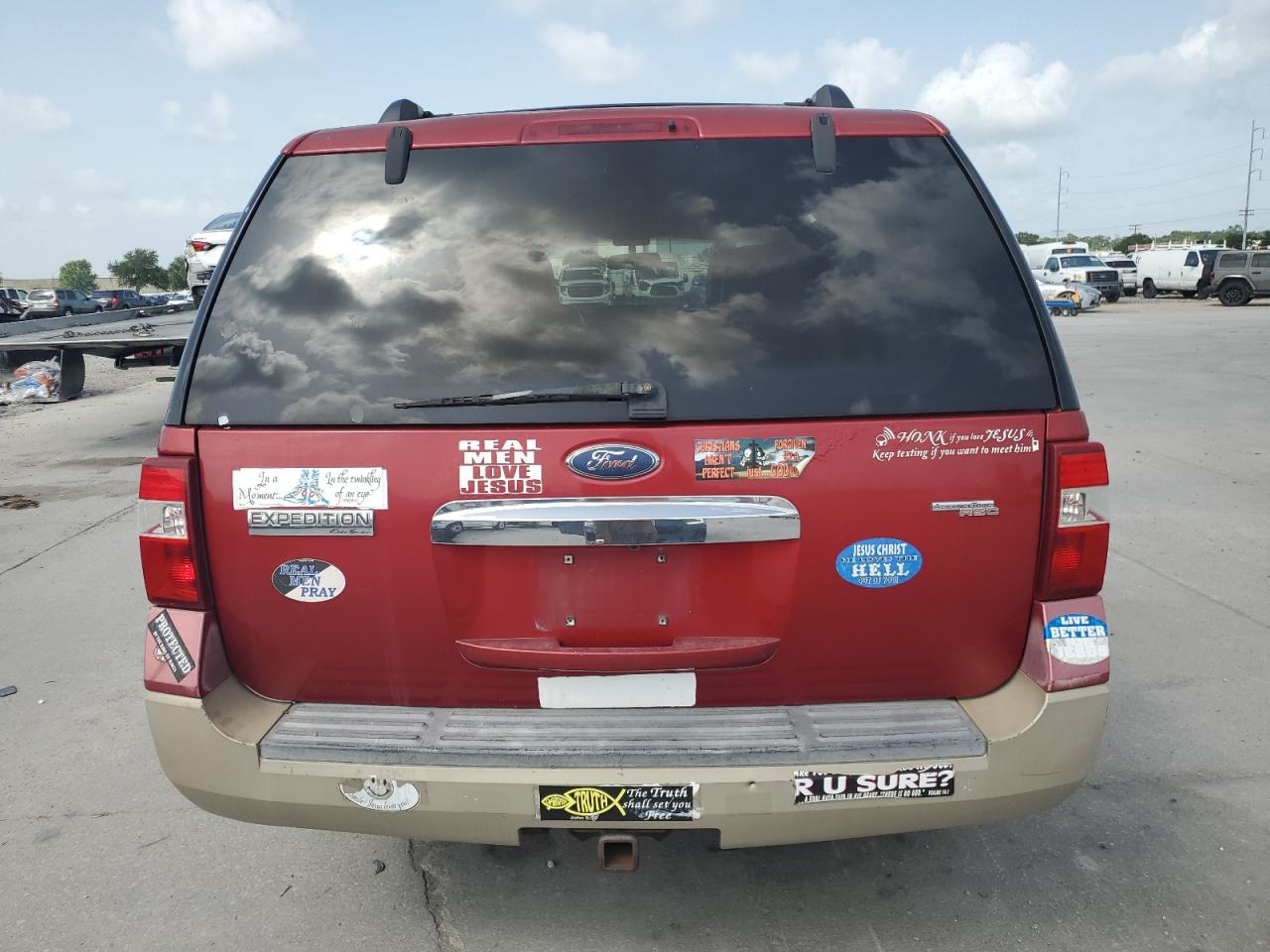 2008 Ford Expedition Eddie Bauer VIN: 1FMFU17548LA77451 Lot: 62851235