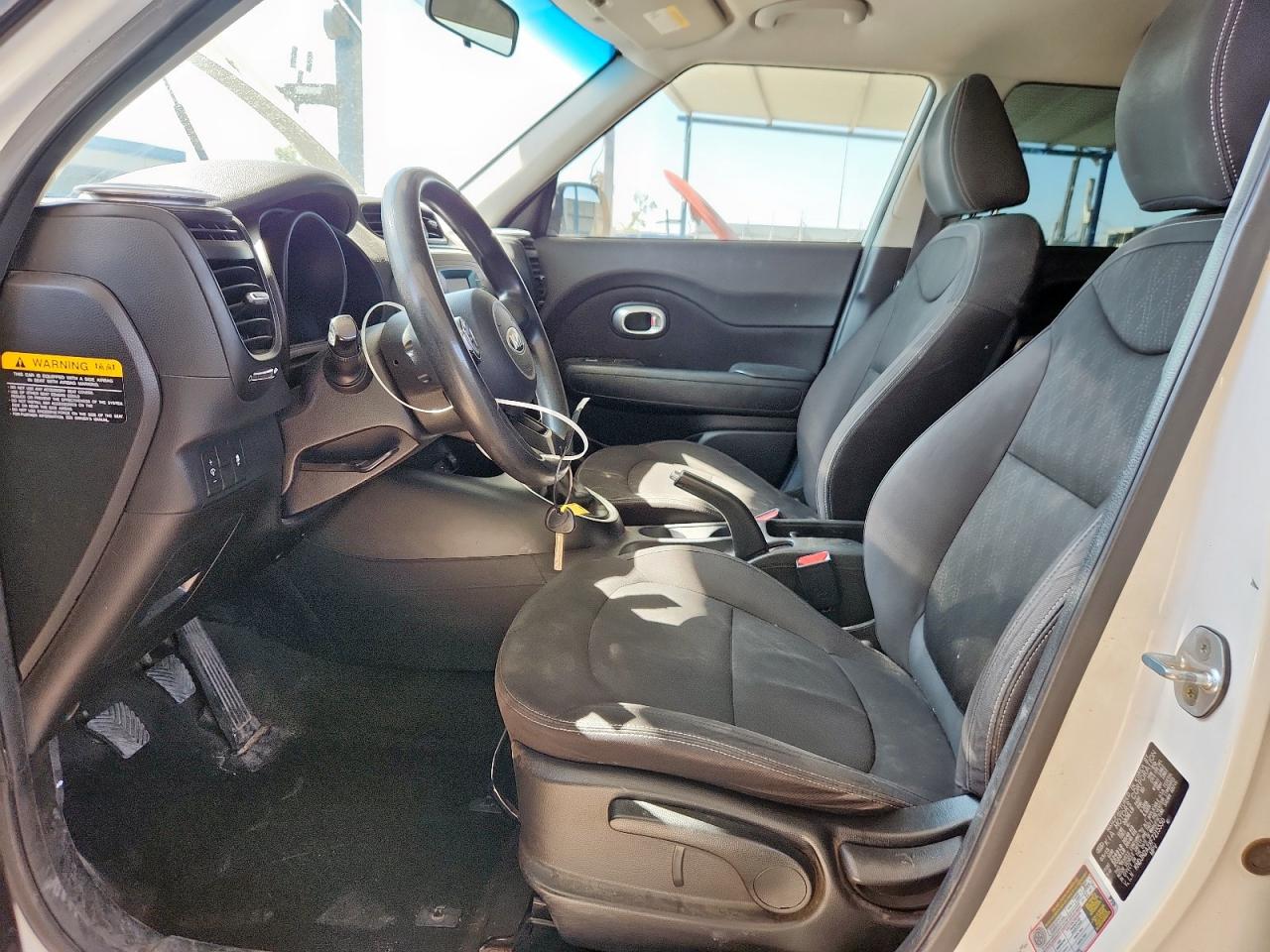 2015 Kia Soul VIN: KNDJN2A2XF7215550 Lot: 63701315