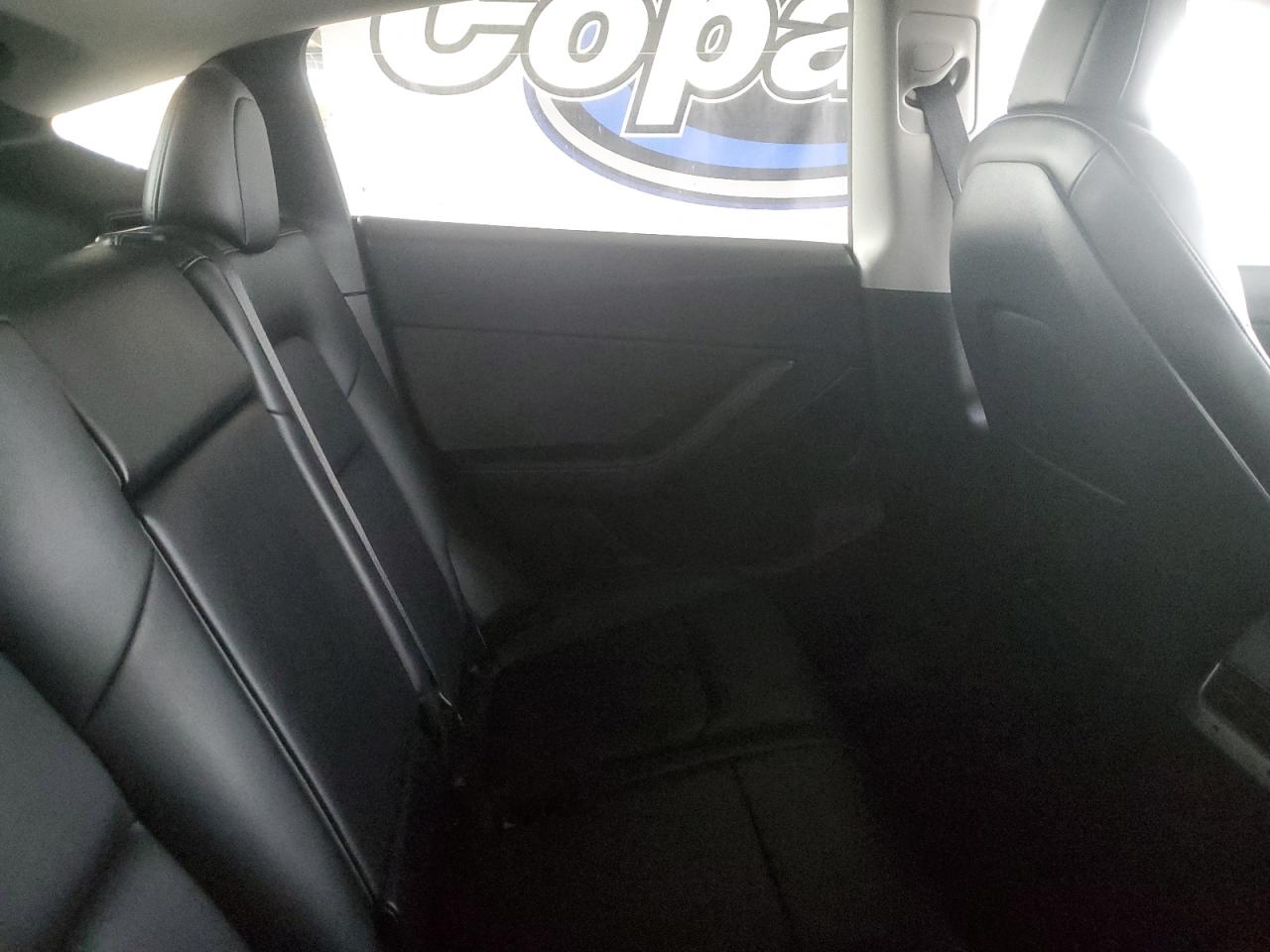 2022 Tesla Model Y VIN: 7SAYGDEE3NF387083 Lot: 65645065