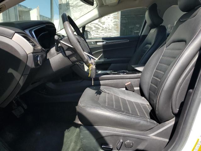 Sedans FORD FUSION 2016 Biały