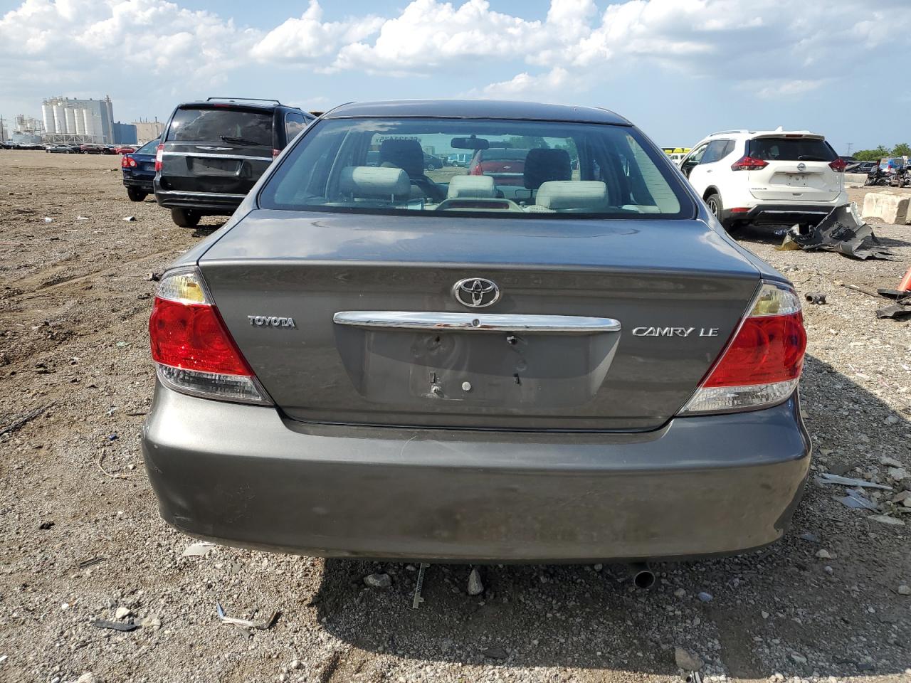 2005 Toyota Camry Le VIN: 4T1BE32K35U970916 Lot: 65131435