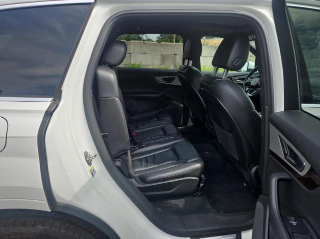  AUDI Q7 2018 White