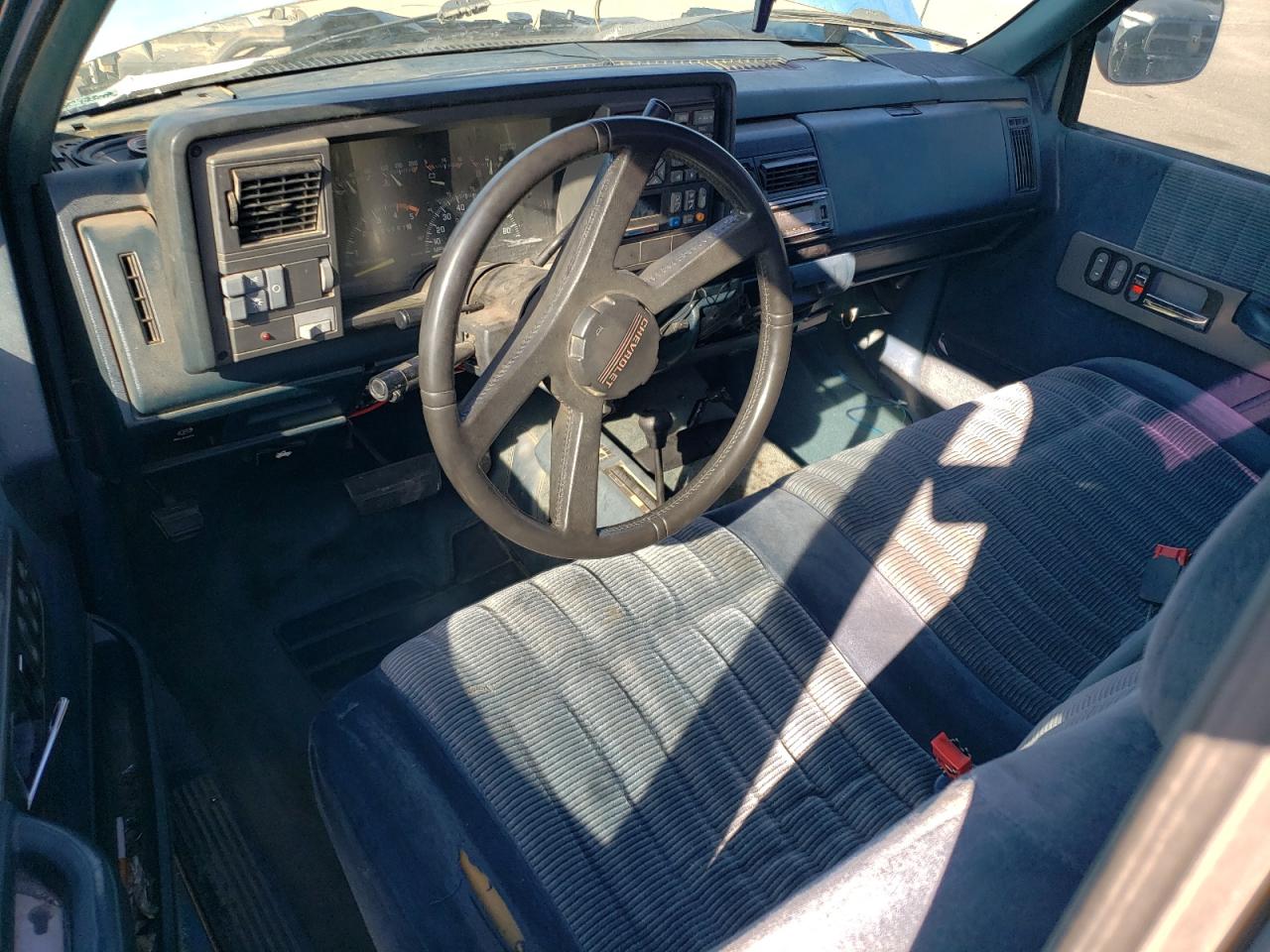 1994 Chevrolet Gmt-400 K1500 VIN: 1GCEK14K2RZ118268 Lot: 66507315