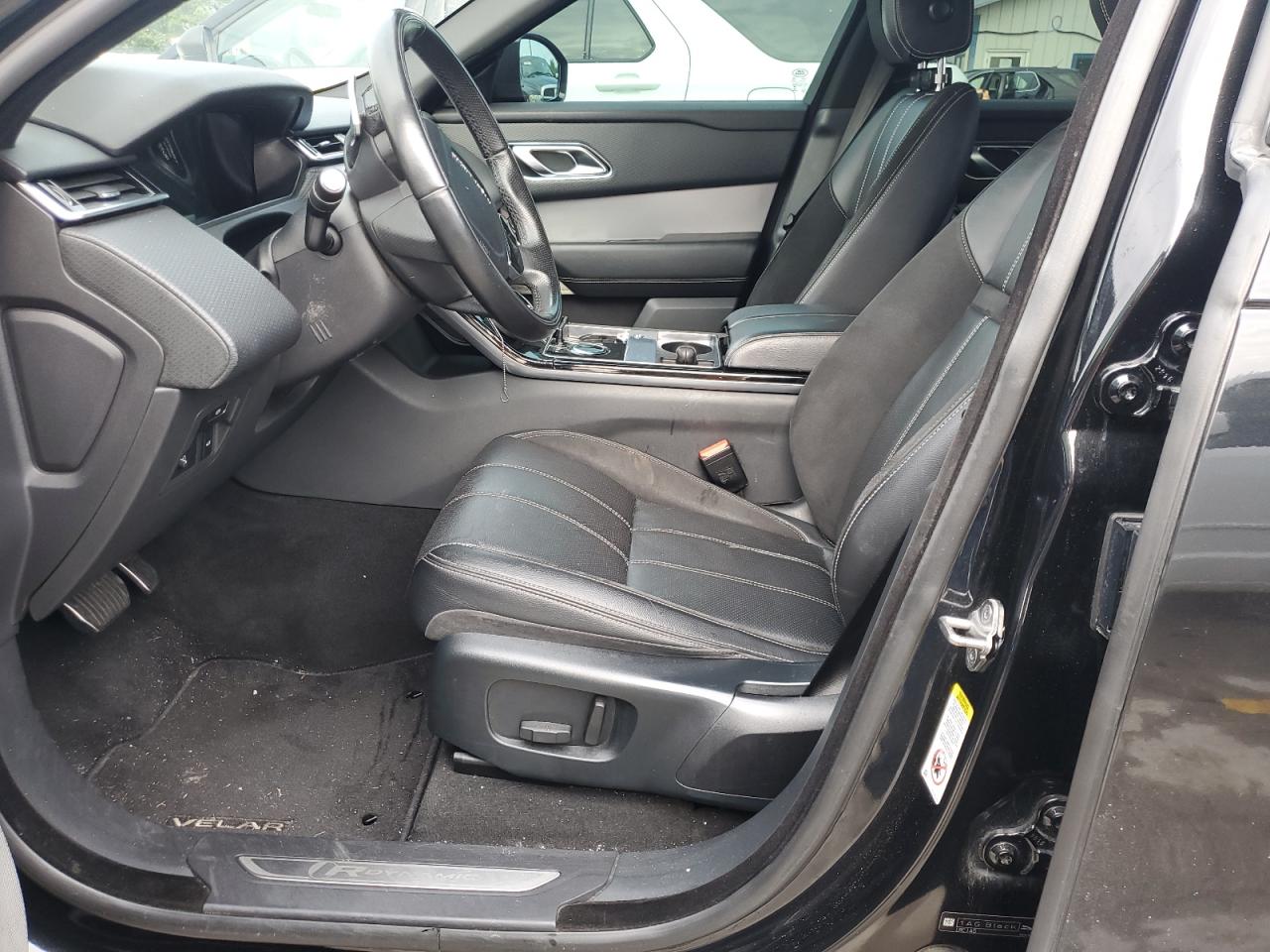2019 Land Rover Range Rover Velar R-Dynamic Se VIN: SALYL2EV0KA791968 Lot: 66955135