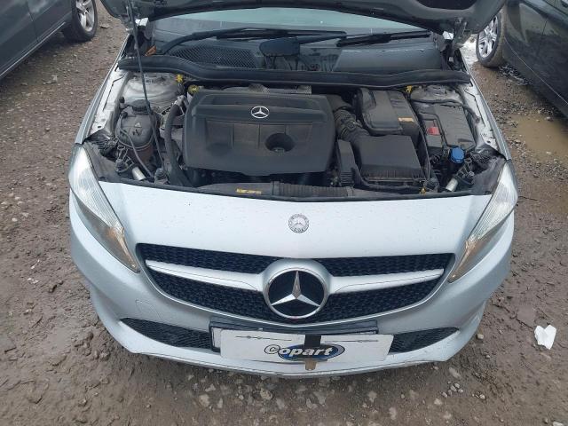 2016 MERCEDES BENZ A 180 D SP