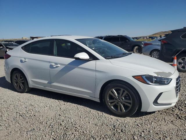  HYUNDAI ELANTRA 2018 Biały