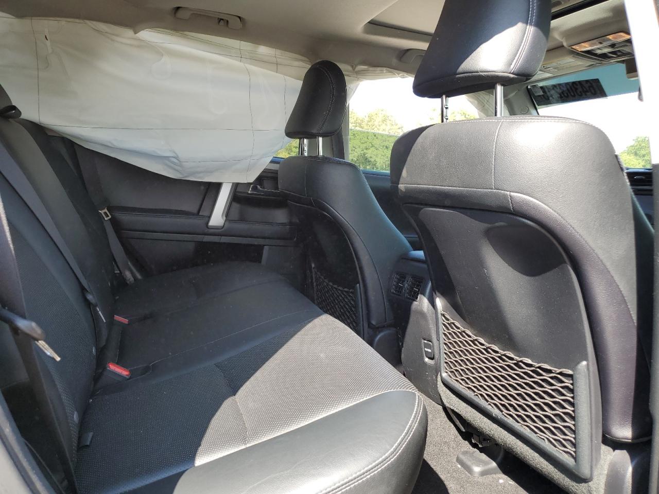 2018 Toyota 4Runner Sr5/Sr5 Premium VIN: JTEBU5JR7J5571279 Lot: 64303215