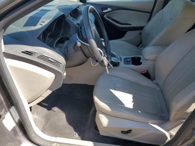  FORD FOCUS 2012 Серебристый
