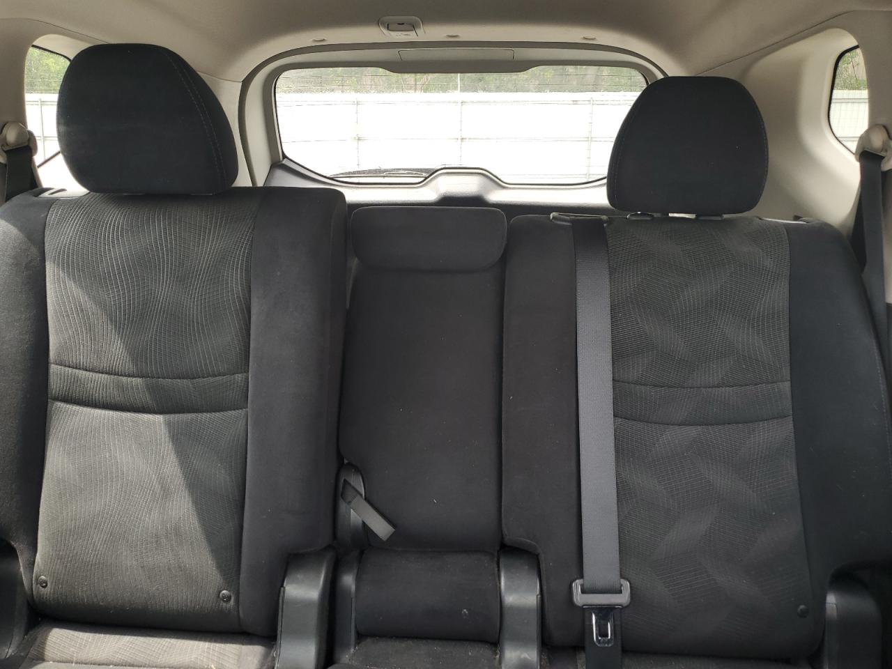 2015 Nissan Rogue S VIN: 5N1AT2MV6FC851431 Lot: 64171985