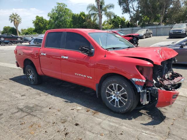  NISSAN TITAN 2020 Czerwony