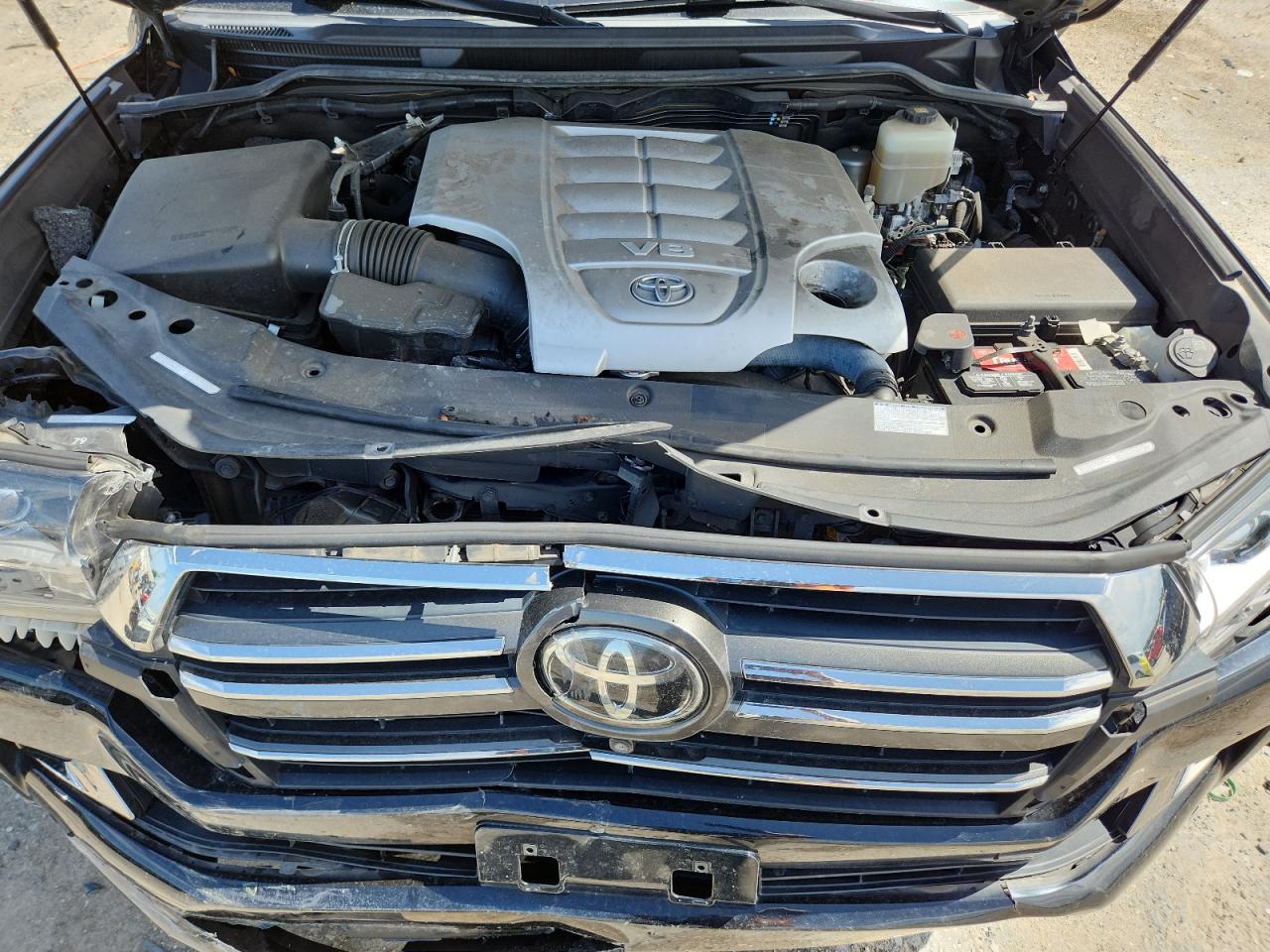 2020 Toyota Land Cruiser Vx-R VIN: JTMCY7AJ5L4091138 Lot: 63216495