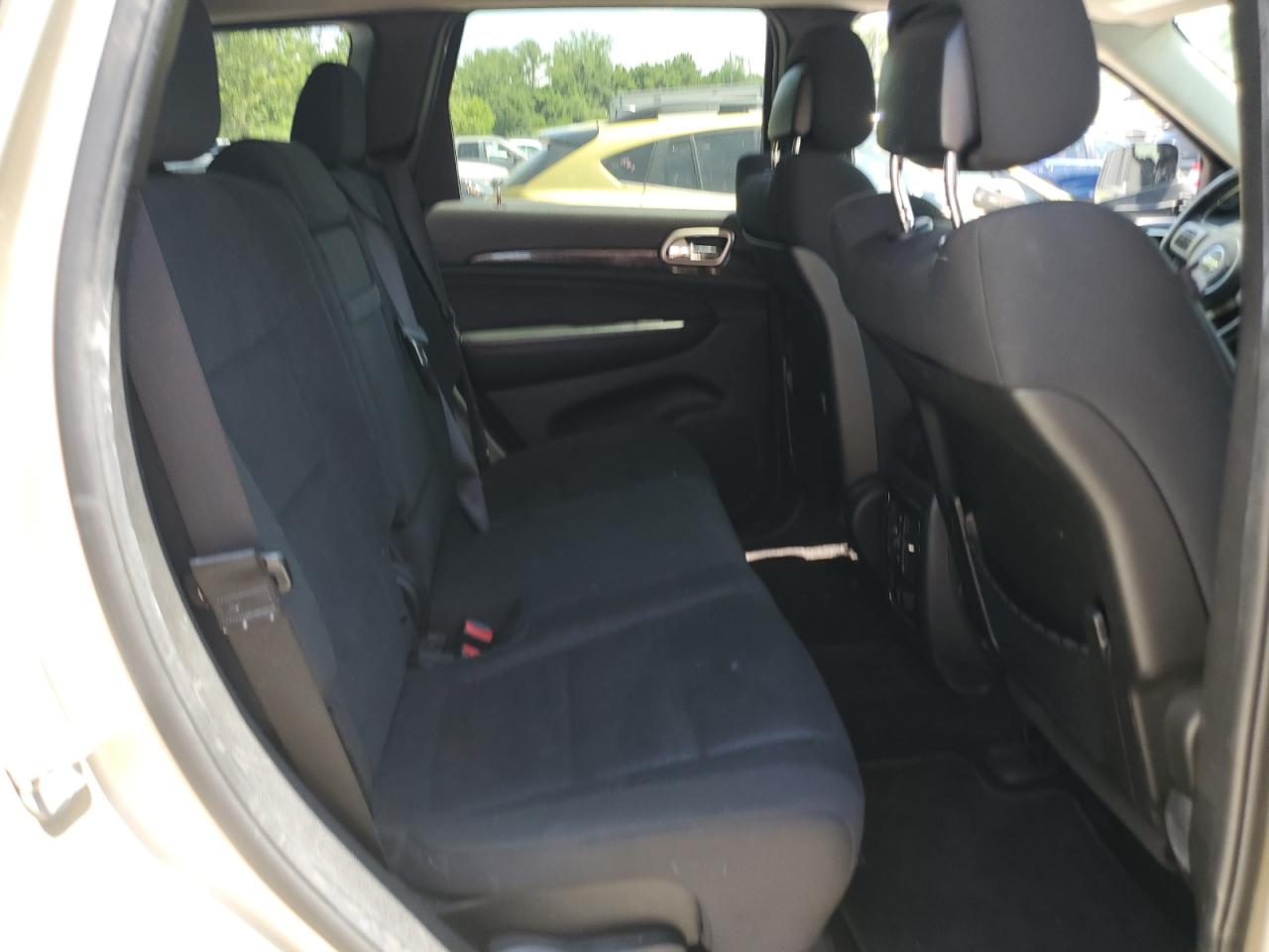 2011 Jeep Grand Cherokee Laredo VIN: 1J4RR4GG2BC562534 Lot: 64797705