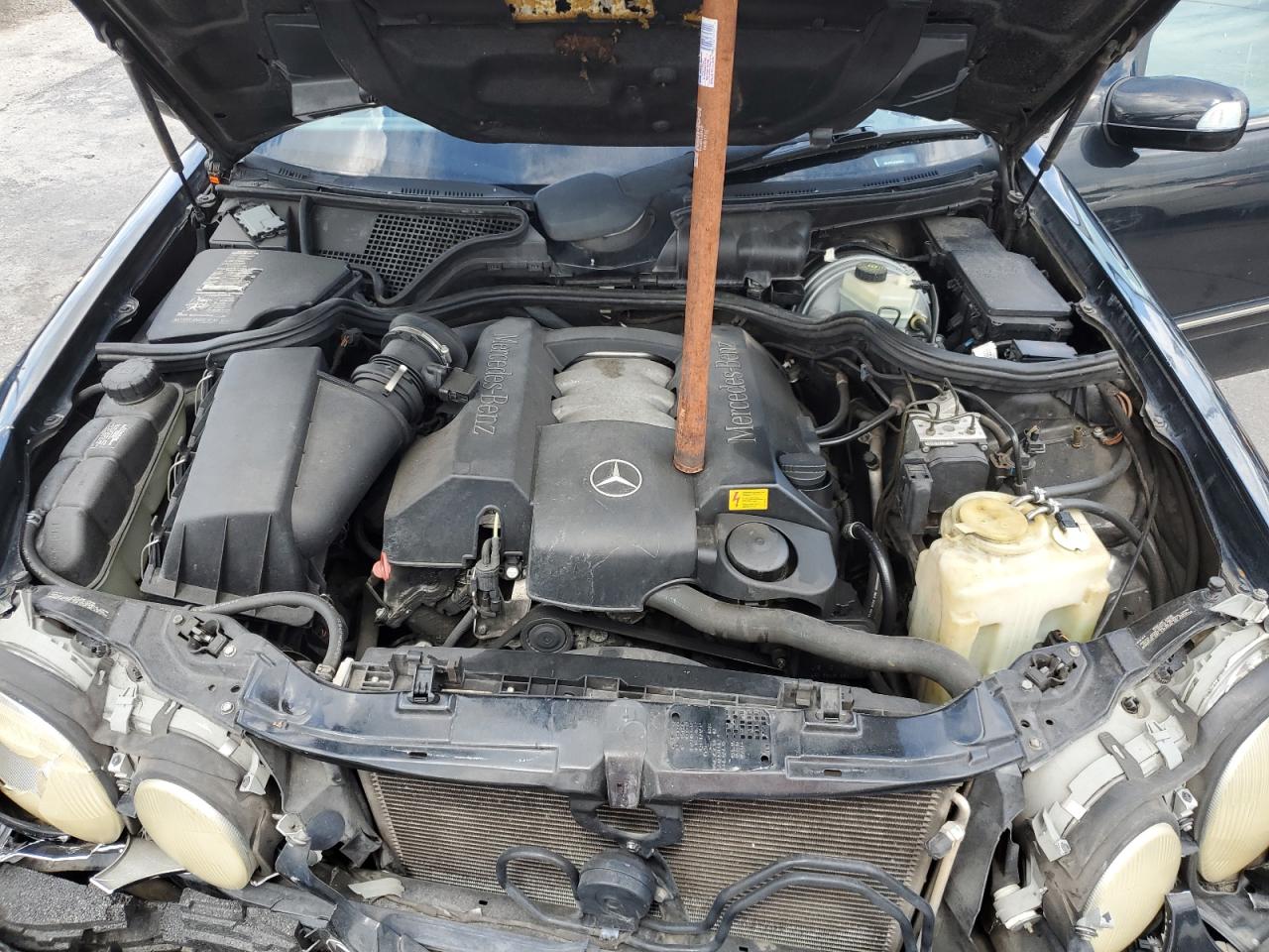 2001 Mercedes-Benz E 320 VIN: WDBJF65J01B235011 Lot: 64805565