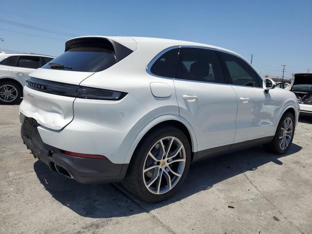  PORSCHE CAYENNE 2024 White