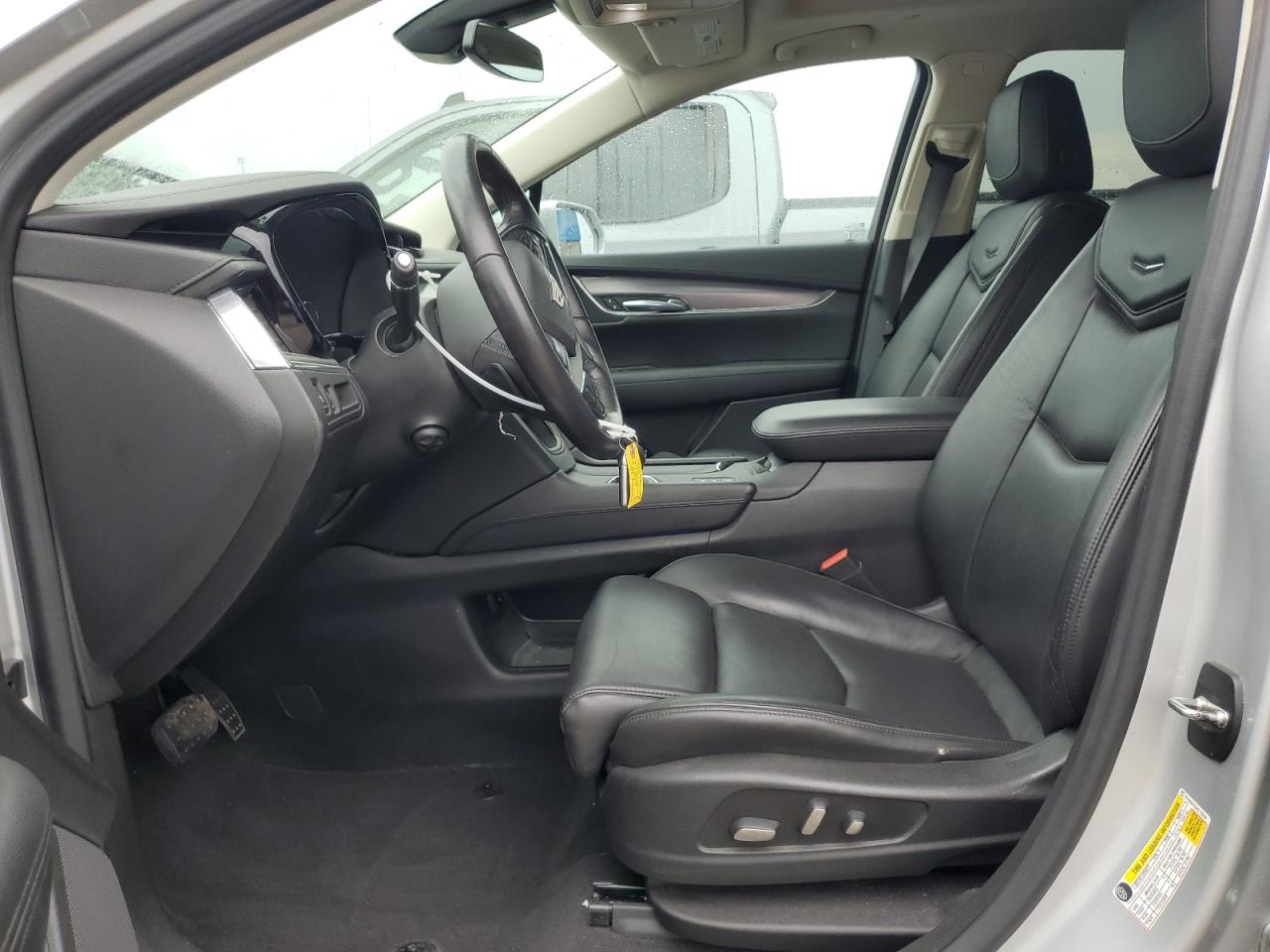 2017 Cadillac Xt5 Premium Luxury VIN: 1GYKNERS4HZ170858 Lot: 64080405