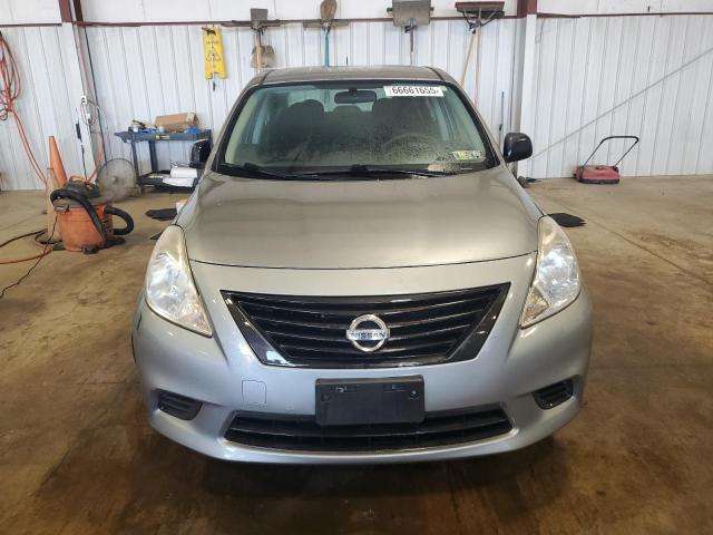  NISSAN VERSA 2012 Srebrny