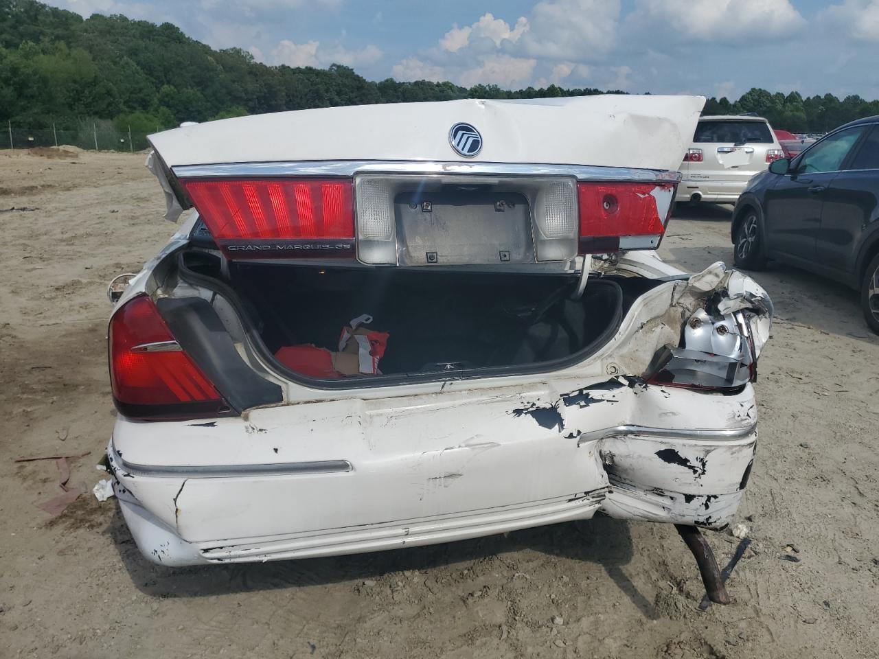 2002 Mercury Grand Marquis Gs VIN: 2MEFM74W02X643411 Lot: 64651935